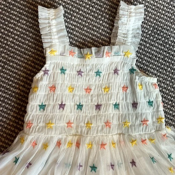 Star print dress by Stella McCartney kids. - Picture 2 of 3